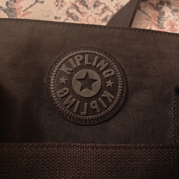 Black Kipling Pammie - Picture 2 of 8